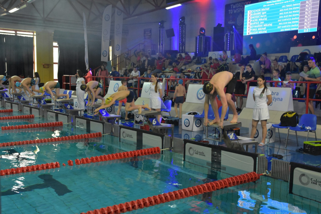 GKP Karpatia na Feniks Pool Party