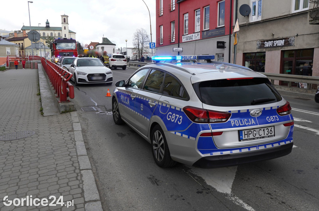 Kolizja trzech osobówek na Mickiewicza (26.04.)