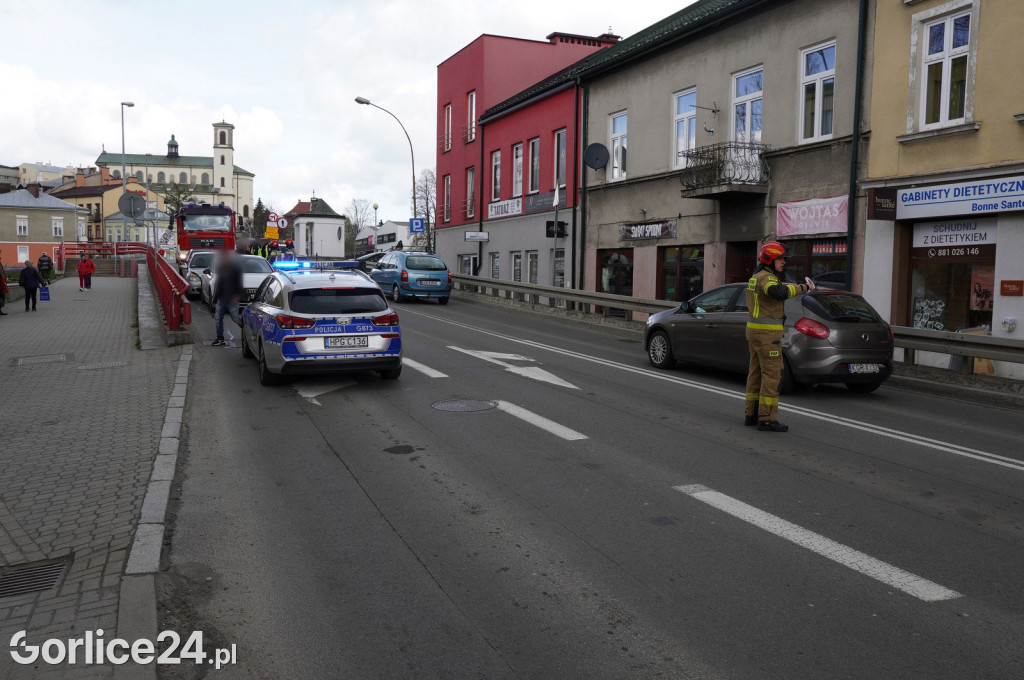 Kolizja trzech osobówek na Mickiewicza (26.04.)