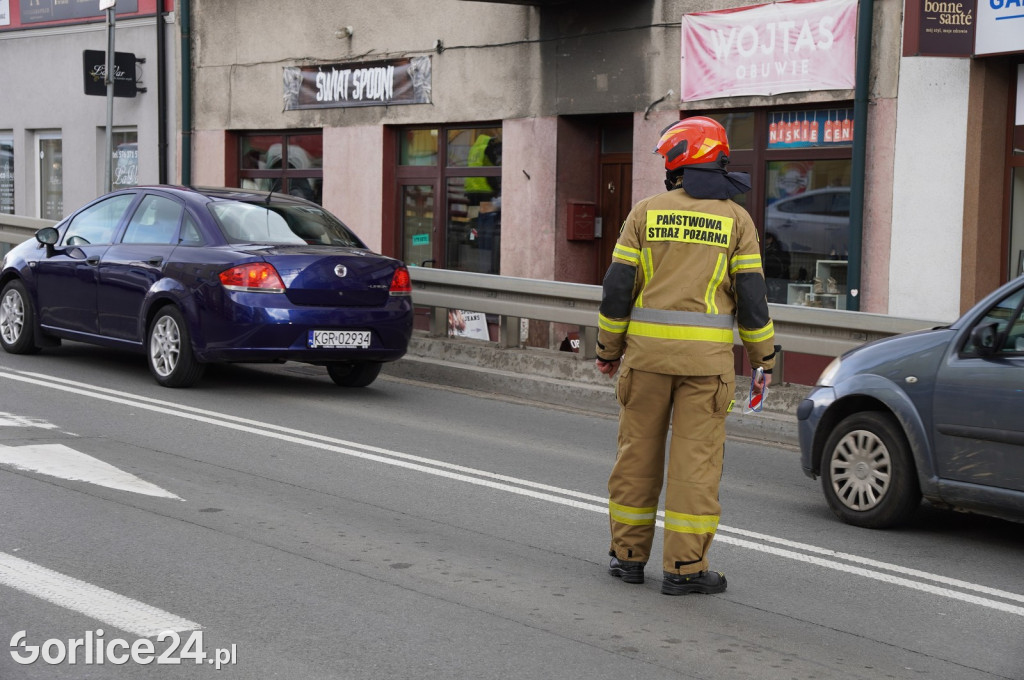 Kolizja trzech osobówek na Mickiewicza (26.04.)