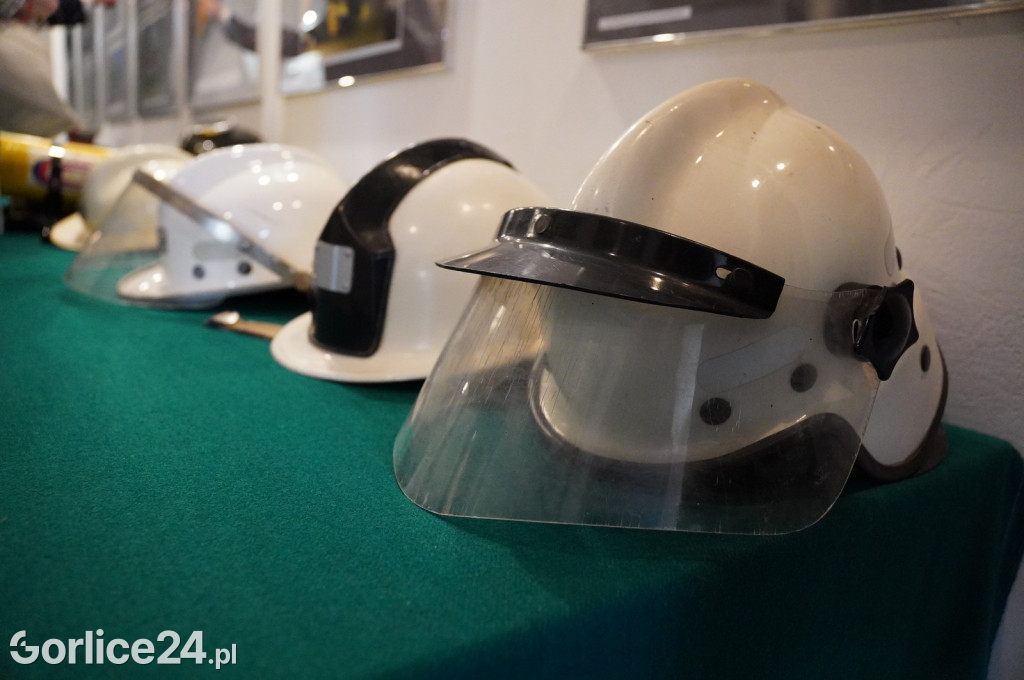 Strażacy mają swoją wystawę w Muzeum PTTK (28.04.)