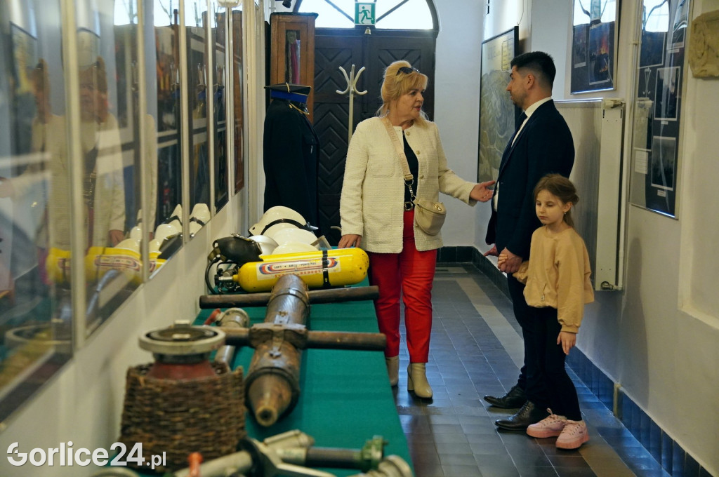 Strażacy mają swoją wystawę w Muzeum PTTK (28.04.)