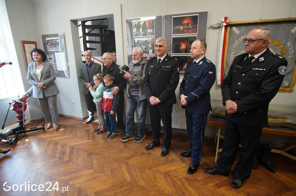 Strażacy mają swoją wystawę w Muzeum PTTK (28.04.)