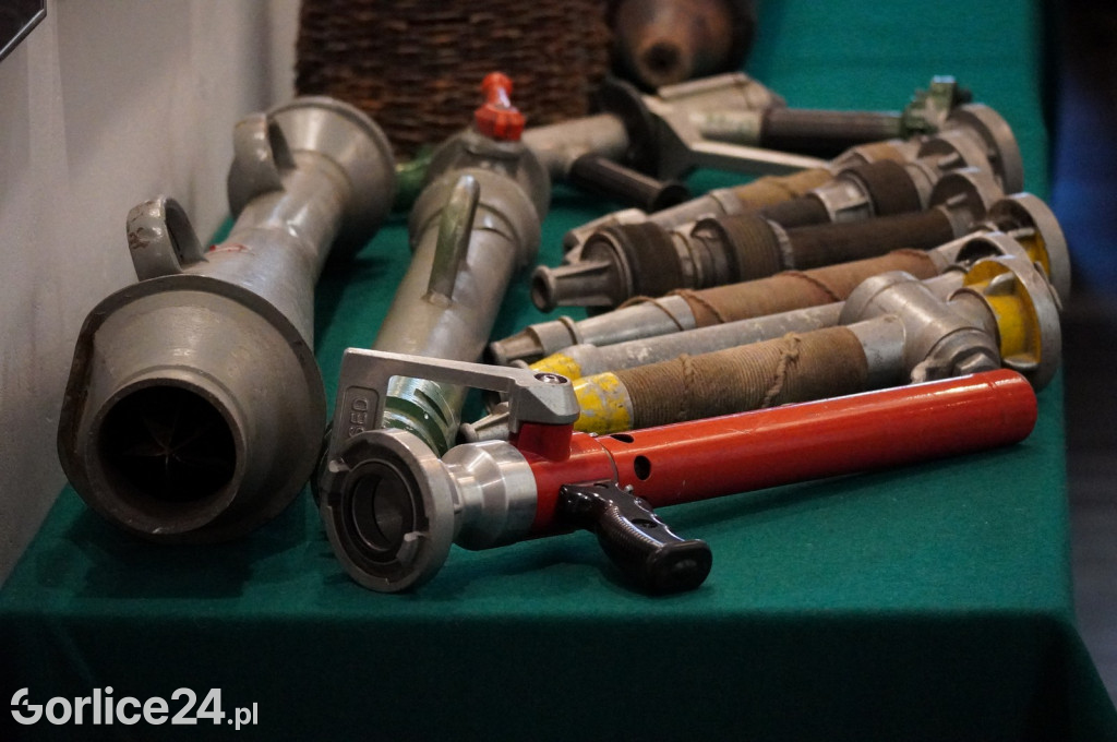 Strażacy mają swoją wystawę w Muzeum PTTK (28.04.)