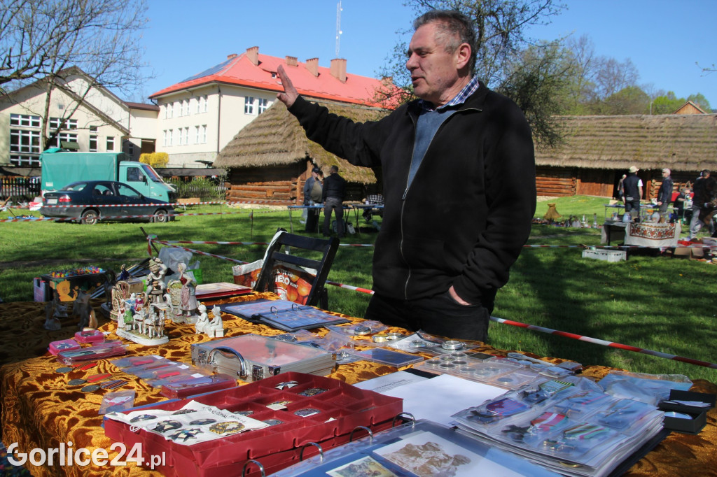 Pogórzańskie Targowisko Staroci w Szymbarku