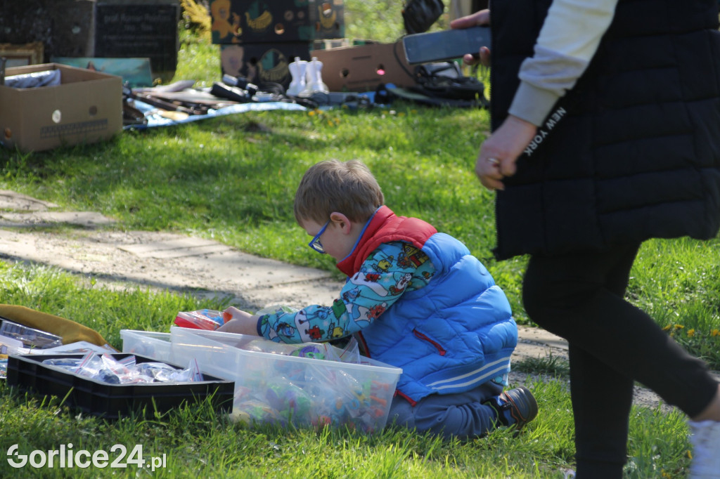 Pogórzańskie Targowisko Staroci w Szymbarku