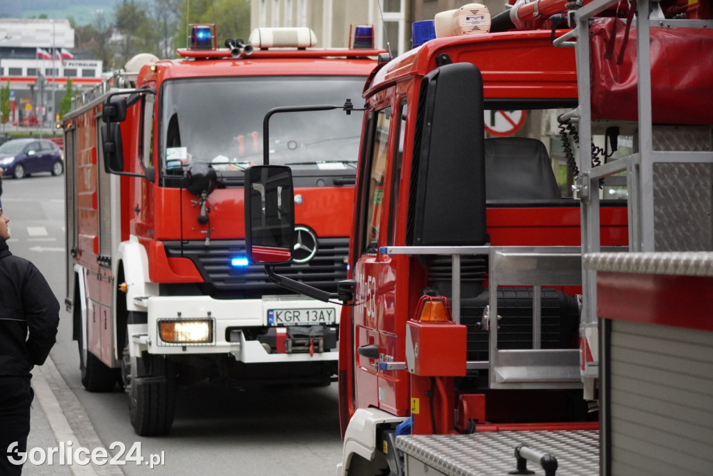 Pożar przy ul. Mickiewicza w Gorlicach [08.05.]