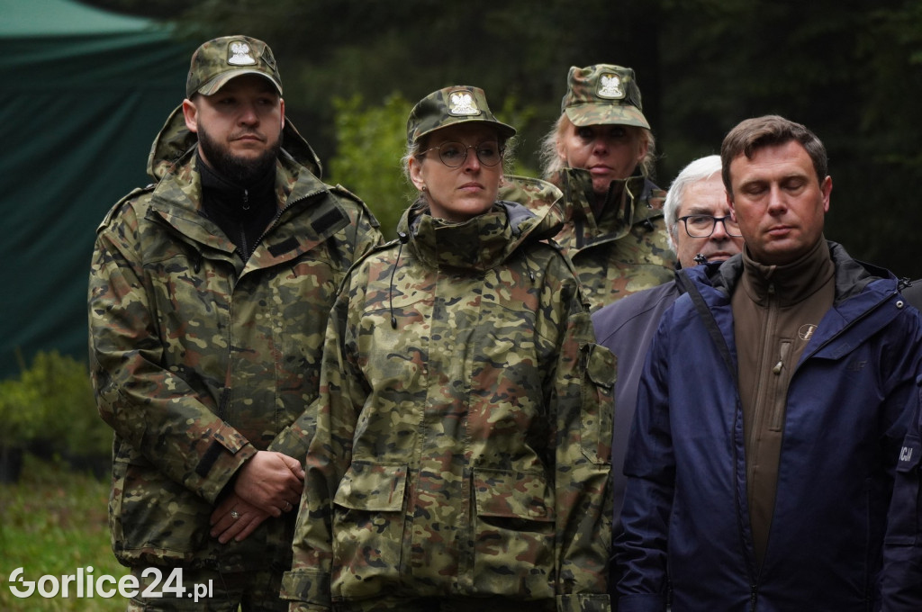 Magura Małastowska. Sadzenie lasu im. Jana Pawła II