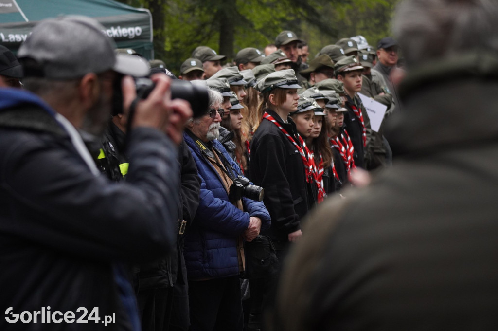 Magura Małastowska. Sadzenie lasu im. Jana Pawła II