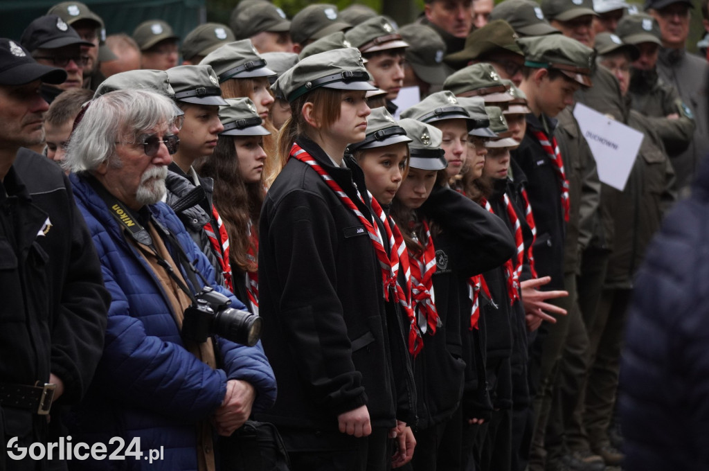 Magura Małastowska. Sadzenie lasu im. Jana Pawła II