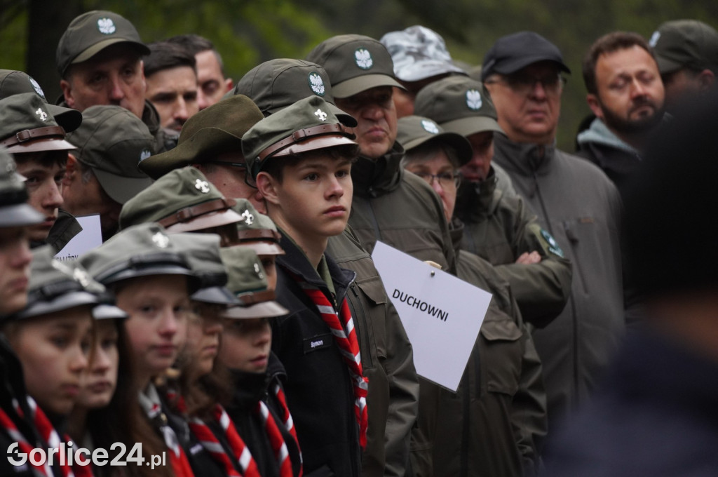 Magura Małastowska. Sadzenie lasu im. Jana Pawła II