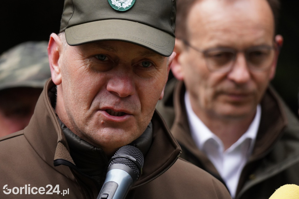 Magura Małastowska. Sadzenie lasu im. Jana Pawła II