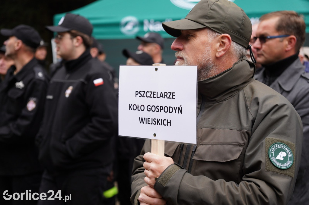 Magura Małastowska. Sadzenie lasu im. Jana Pawła II