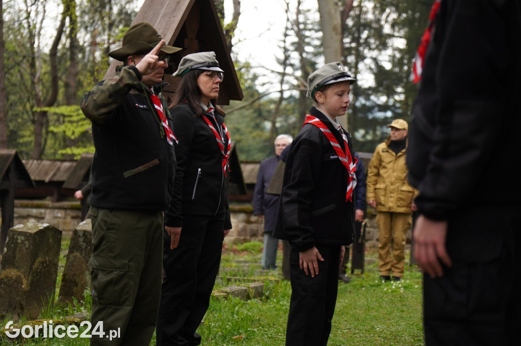 Magura Małastowska. Sadzenie lasu im. Jana Pawła II
