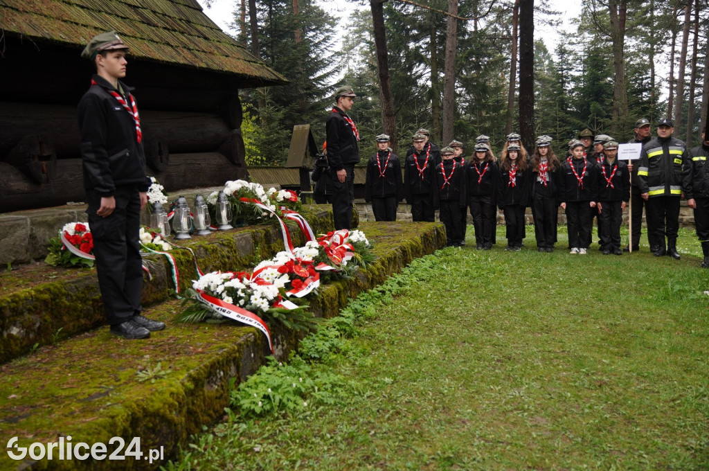 Magura Małastowska. Sadzenie lasu im. Jana Pawła II