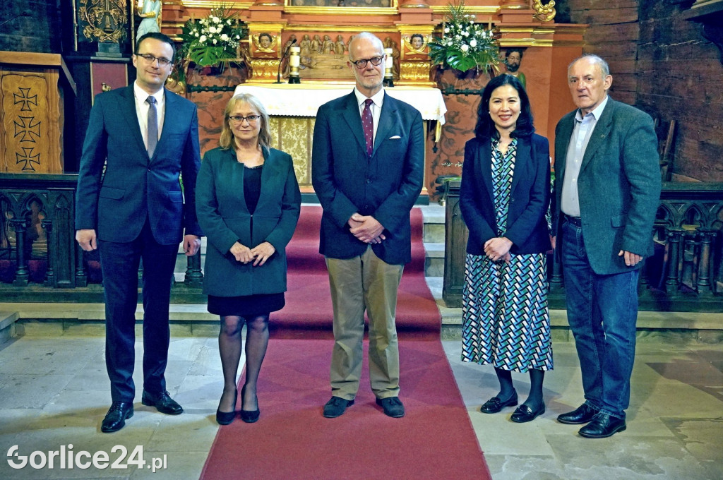 Hrabia George Windsor w Sękowej