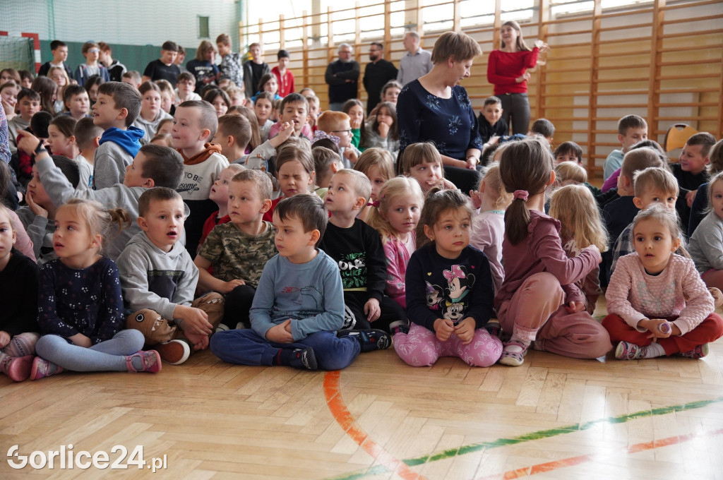 Policjanci kręcą dla Zosi (19.05.)