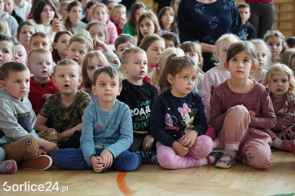 Policjanci kręcą dla Zosi (19.05.)