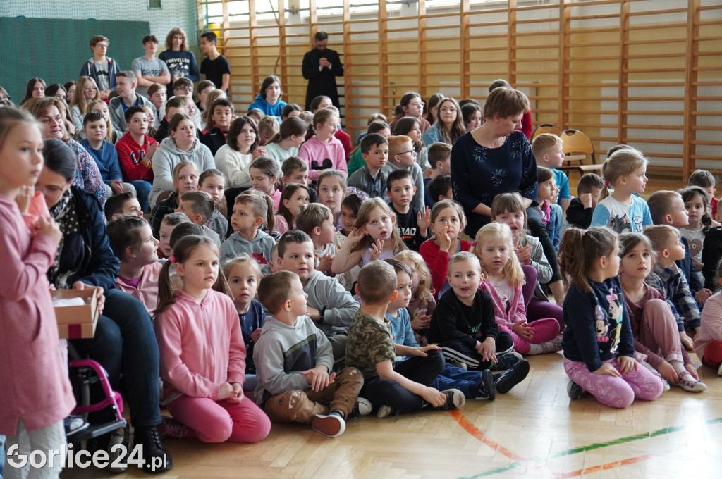 Policjanci kręcą dla Zosi (19.05.)