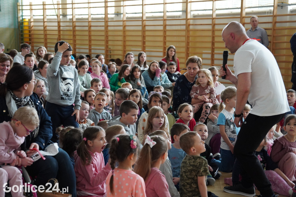 Policjanci kręcą dla Zosi (19.05.)