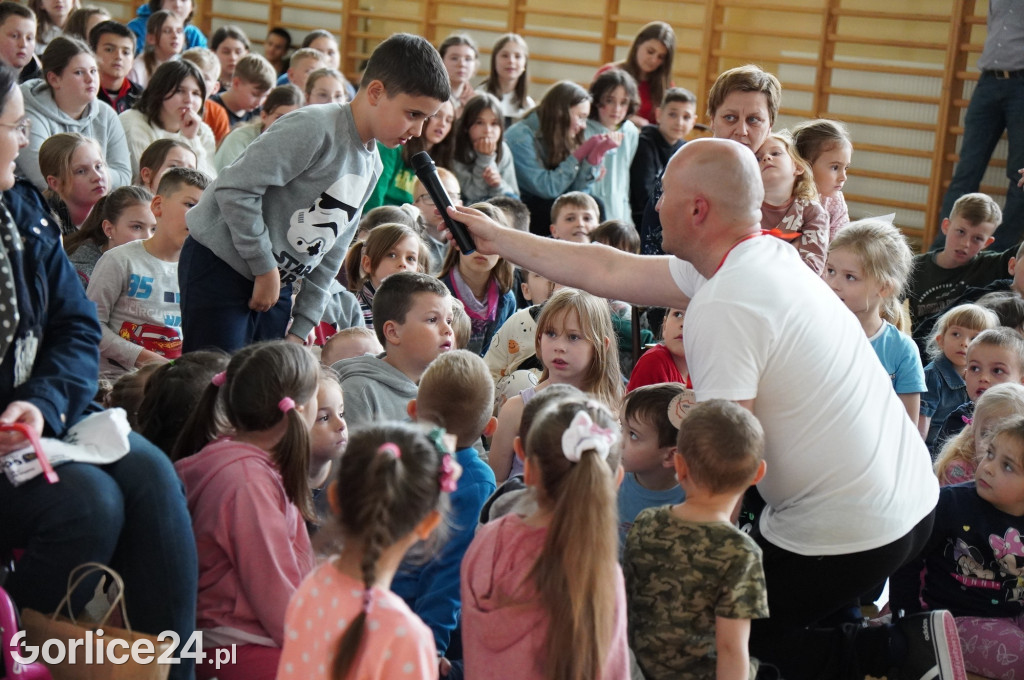 Policjanci kręcą dla Zosi (19.05.)