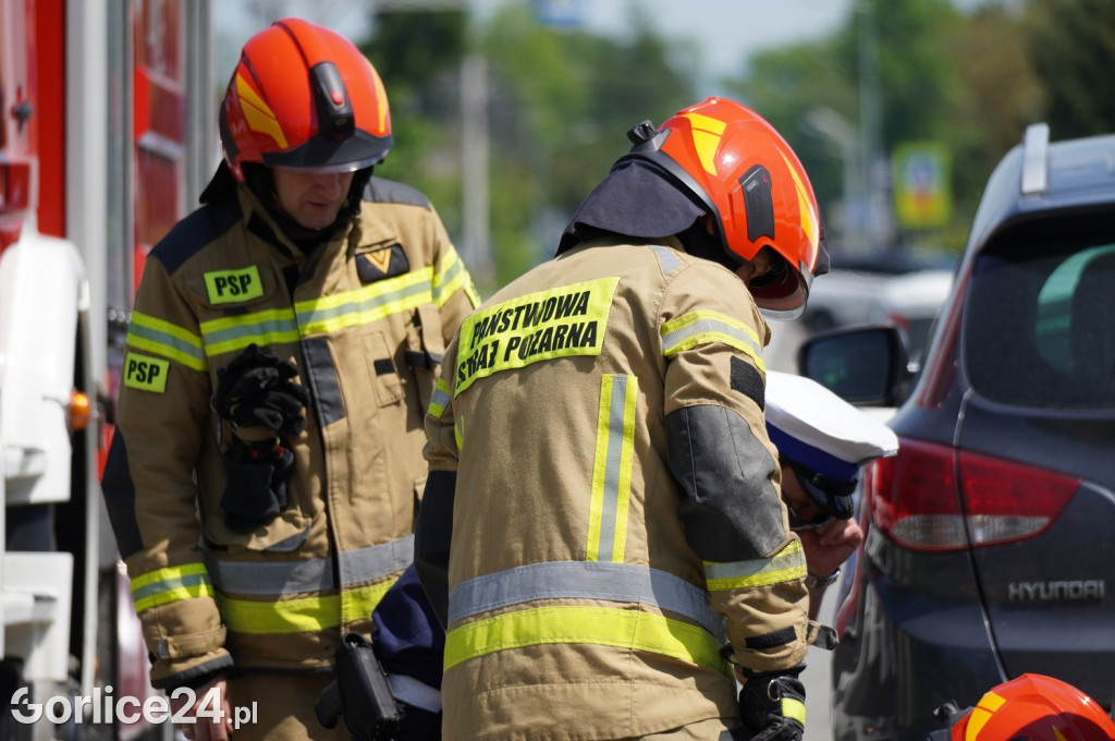 Pożar samochodu na DK28 w Ropicy Polskiej (21.05.)
