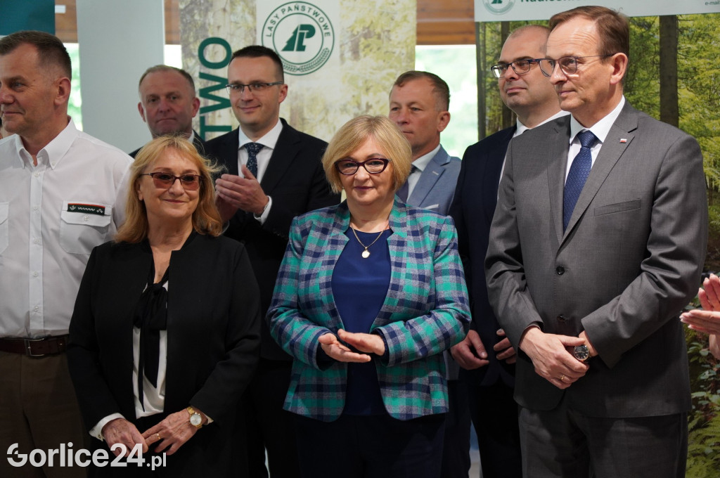 Wapienne. Promesy na drogi od Lasów Państwowych