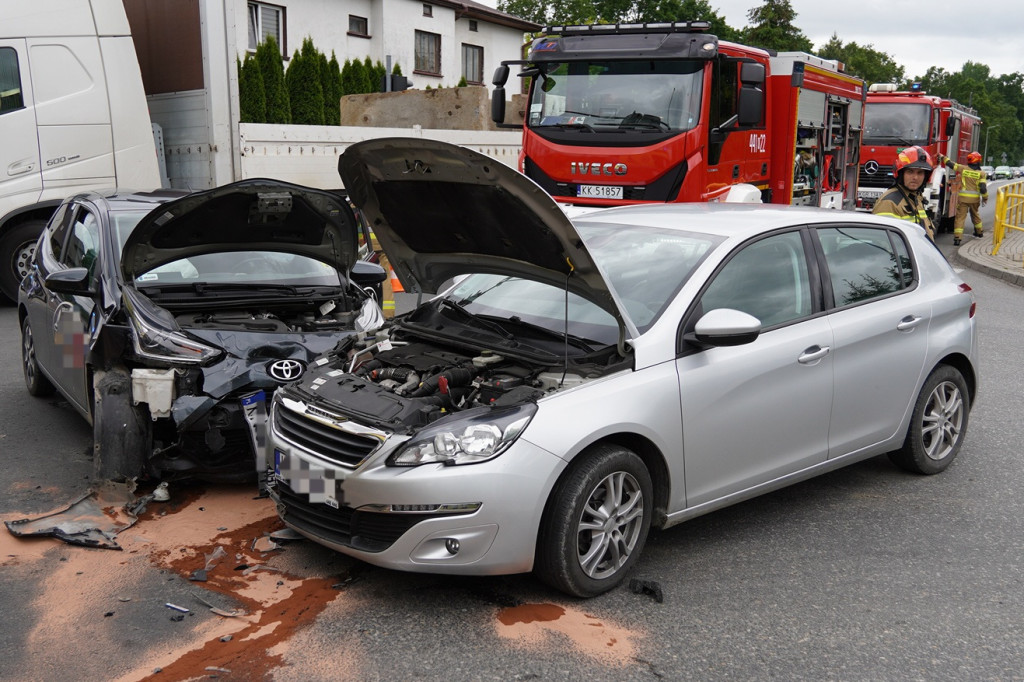 Gorlice. Kolizja dwóch samochodów na DK28 (07.06.)