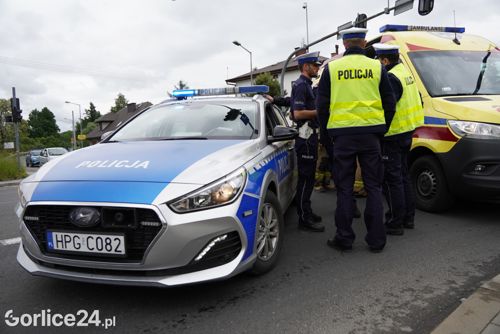 Gorlice. Kolizja dwóch samochodów na DK28 (07.06.)