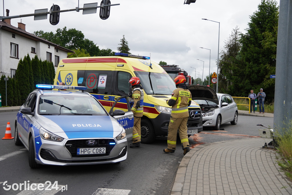 Gorlice. Kolizja dwóch samochodów na DK28 (07.06.)