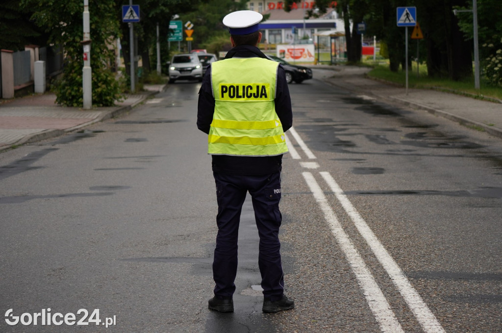 Tłumy na procesji w parafii pw. św. Jadwigi Królowej