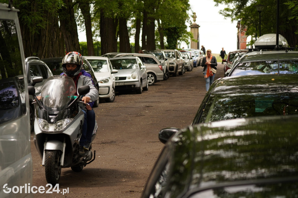 Pchli Targ w Pałacu Długoszów (11.06.)