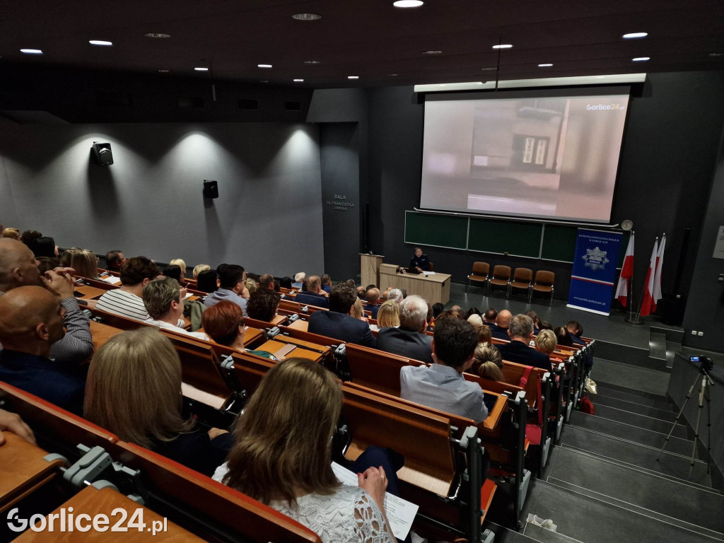 Przemoc i bezpieczeństwo - konferencja w CKPiU
