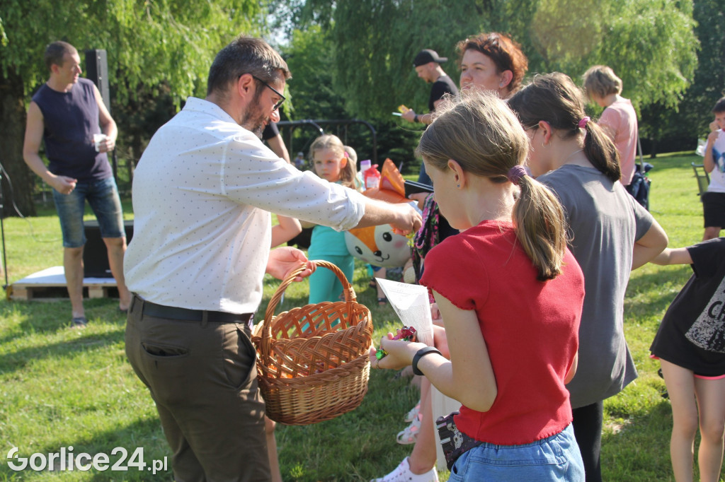 Piknik na powitanie wakacji na osiedlu Magdalena