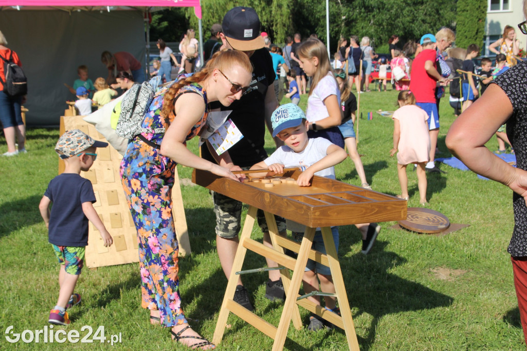 Piknik na powitanie wakacji na osiedlu Magdalena