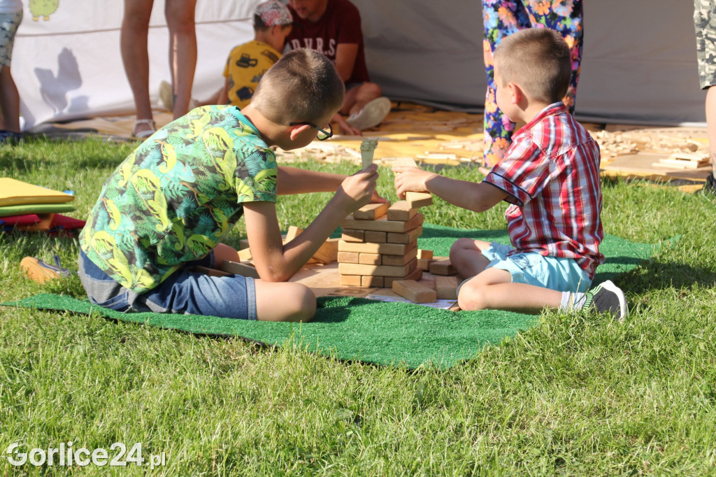 Piknik na powitanie wakacji na osiedlu Magdalena