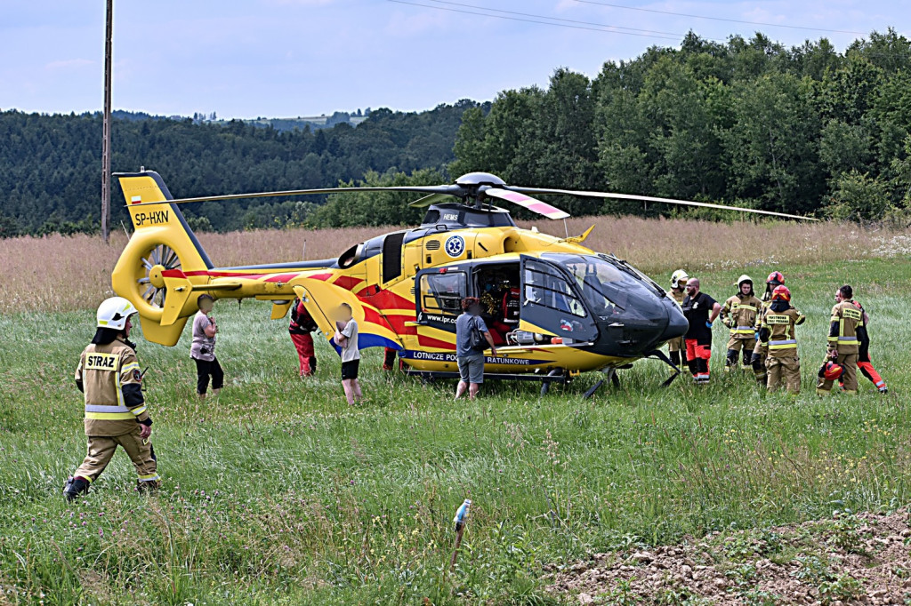 Wypadek ciągnika w Rożnowicach (07.07.)