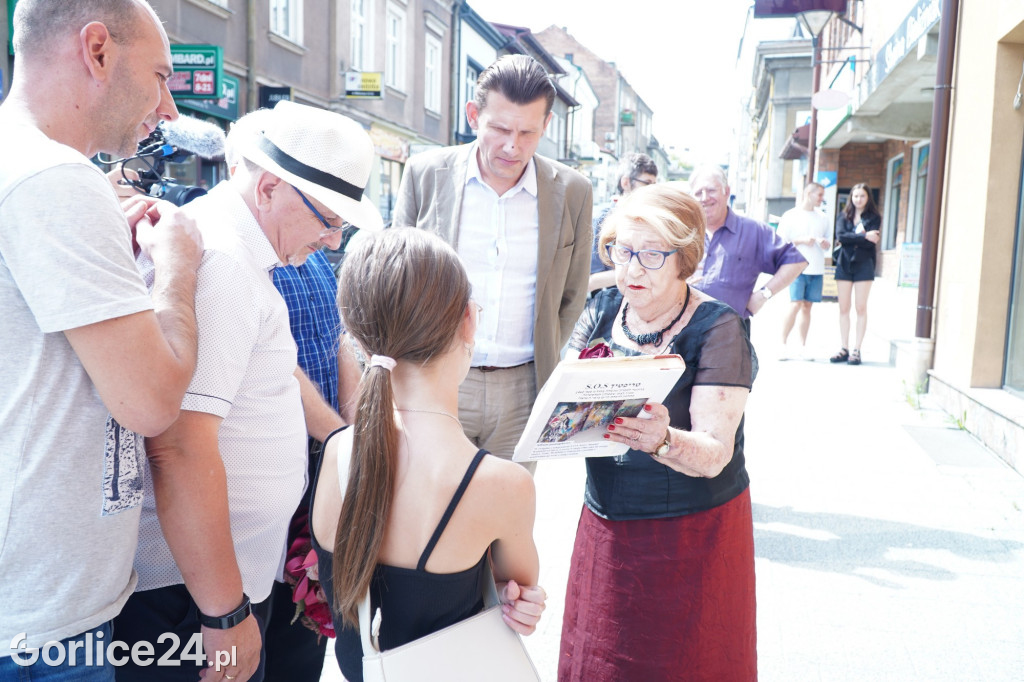 Odsłonięcie tablicy przy ul. Mickiewicza (07.07.)