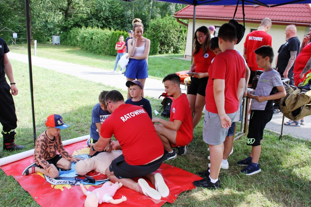 Klimkówka. Piknik służb mundurowych