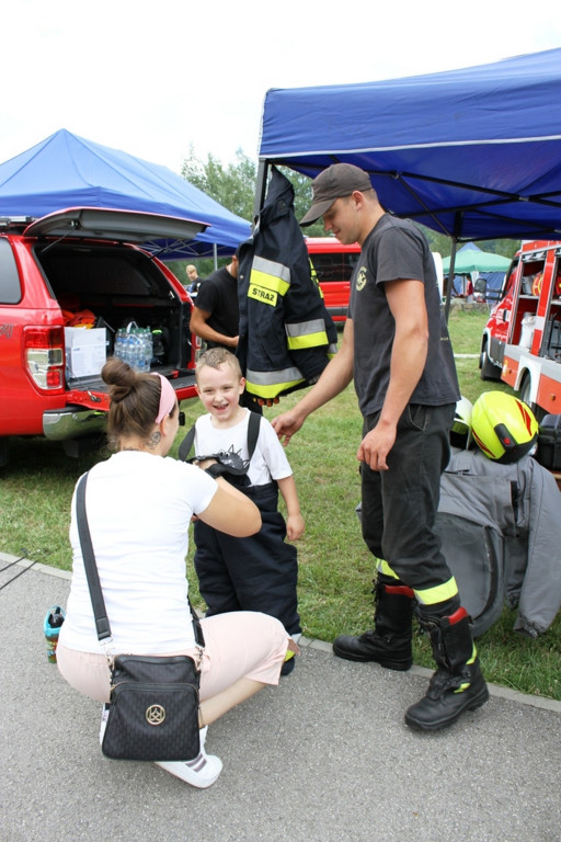 Klimkówka. Piknik służb mundurowych