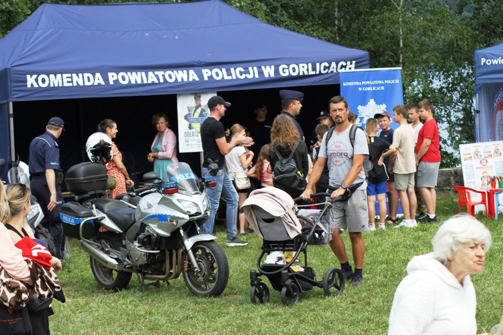 Klimkówka. Piknik służb mundurowych