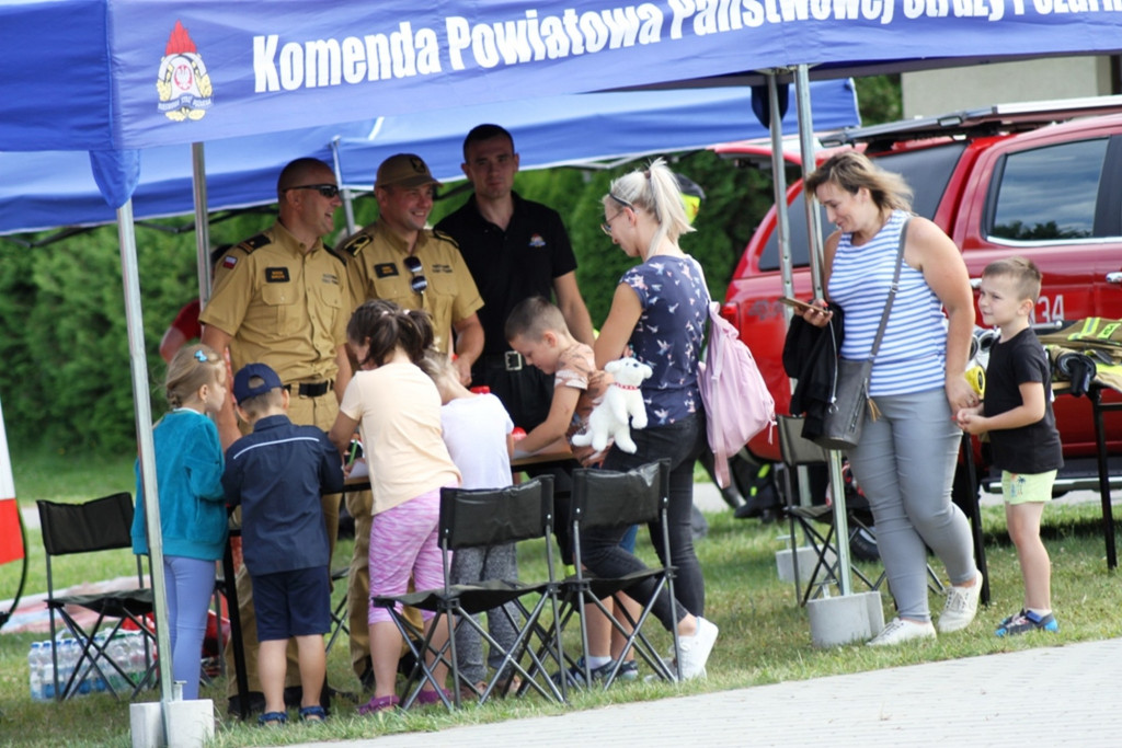 Klimkówka. Piknik służb mundurowych