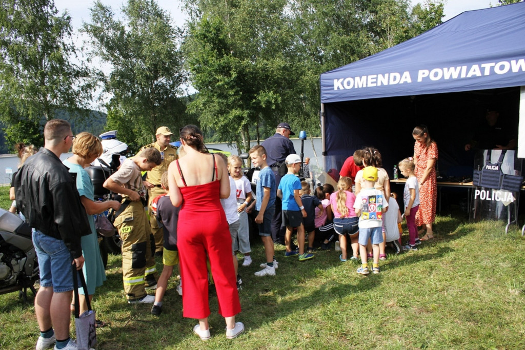 Klimkówka. Piknik służb mundurowych