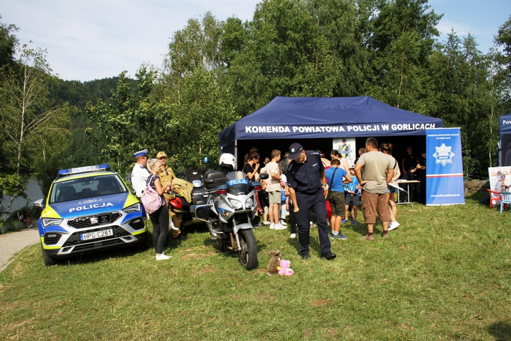 Klimkówka. Piknik służb mundurowych