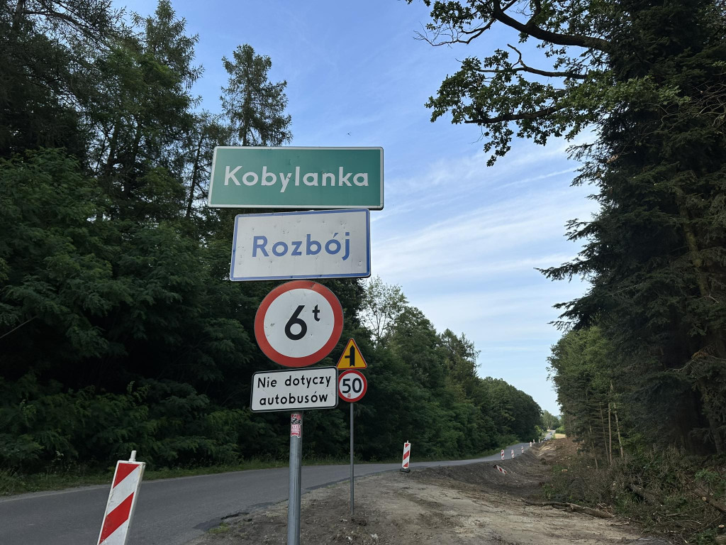 Ścieżka pieszo-rowerowa w Kobylance