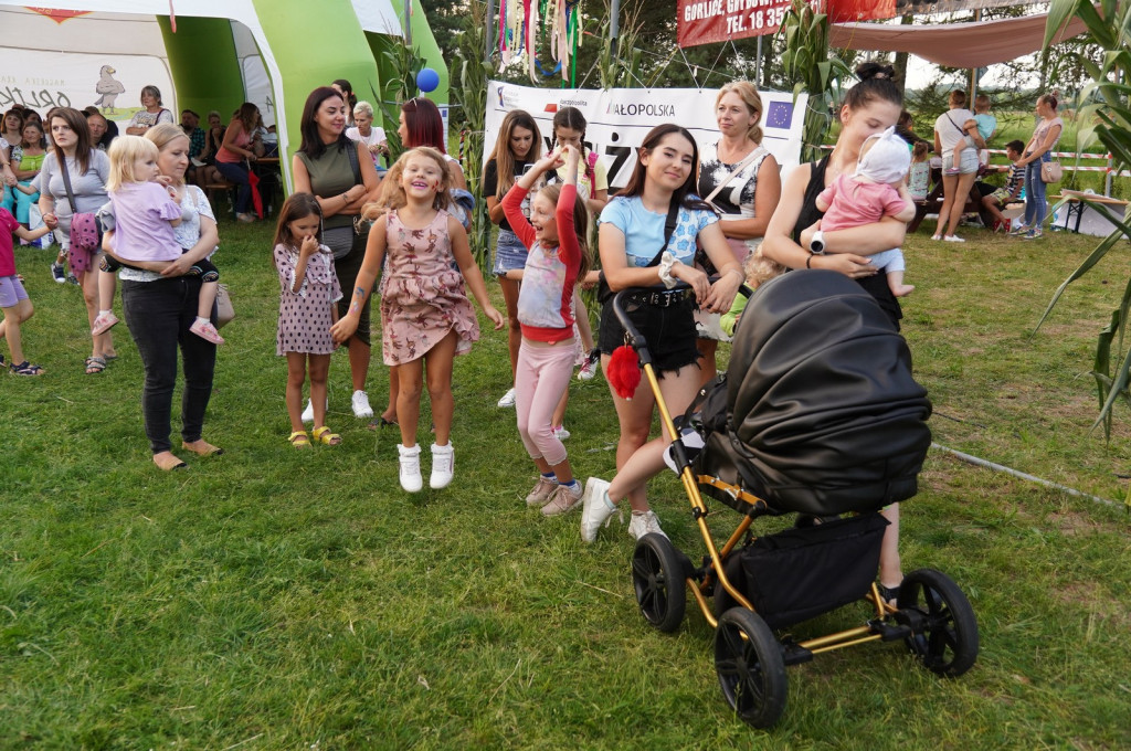 Sękowa. Artyści Życia II. Weekend i piana party (18.08.)