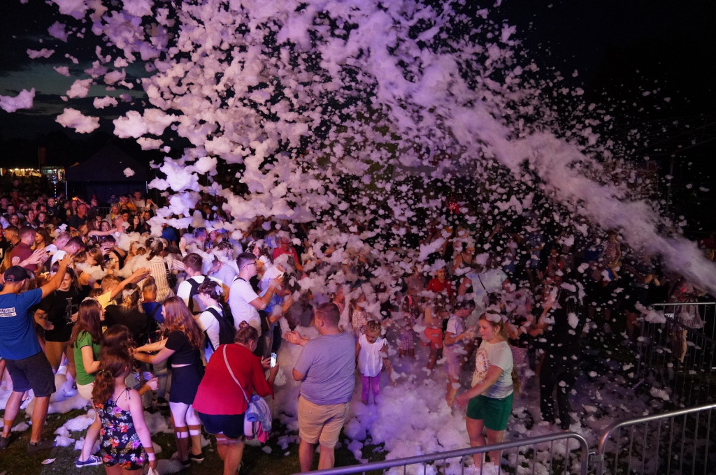 Sękowa. Artyści Życia II. Weekend i piana party (18.08.)