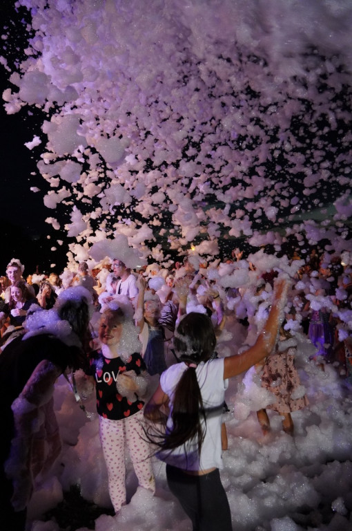 Sękowa. Artyści Życia II. Weekend i piana party (18.08.)