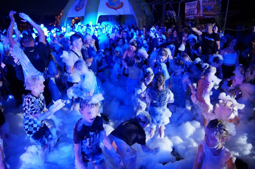 Sękowa. Artyści Życia II. Weekend i piana party (18.08.)