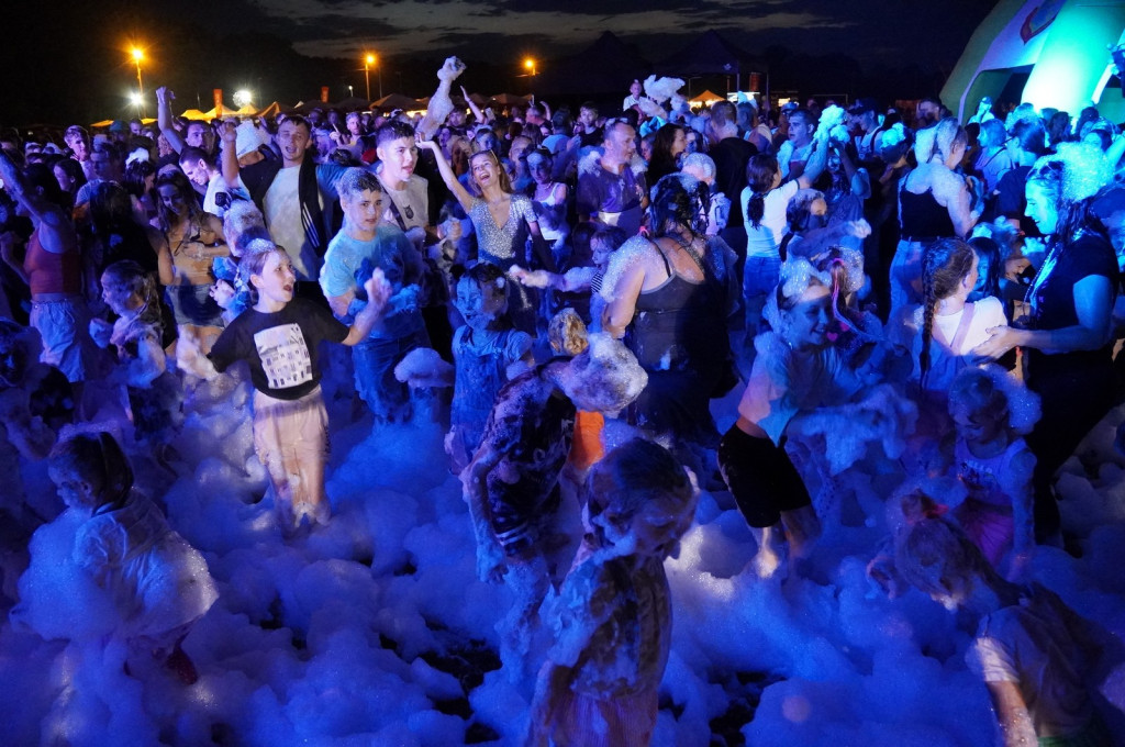 Sękowa. Artyści Życia II. Weekend i piana party (18.08.)
